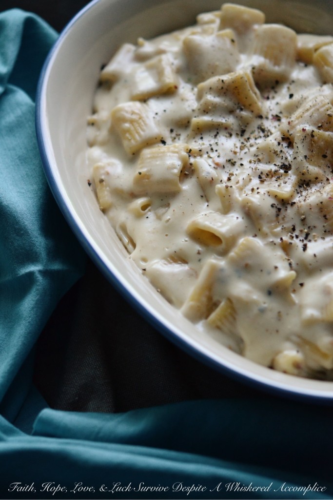 One-Pot Alfredo Mac and Cheese | Faith, Hope, Love, and Luck Survive Despite a Whiskered Accomplice