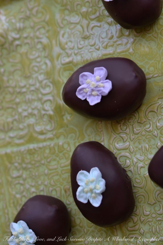 Retro Peanut Butter Easter Eggs - Imagine the creamy, peanut butter goodness of traditional church-style chocolate-covered eggs combined with the delightful, melt-in-your-mouth texture of retro potato candy. The result? These sweet and festive Retro Peanut Butter Easter Eggs. Forget generic, store-bought peanut butter eggs; these homemade treats, filled with a combination of peanut butter, mashed potatoes, and powdered sugar, are coated in rich semi-sweet chocolate and are sure to become your new Easter favorite. They're perfect for celebrating the holiday and will make a fantastic addition to any Easter basket.