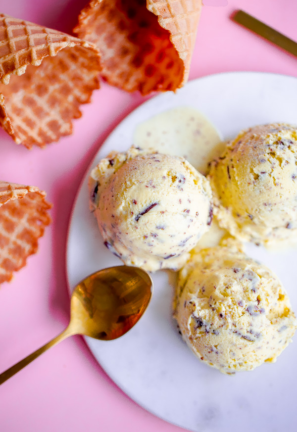 Olive Oil Stracciatella Ice Cream | Faith, Hope, Love, and Luck Survive Despite a Whiskered Accomplice