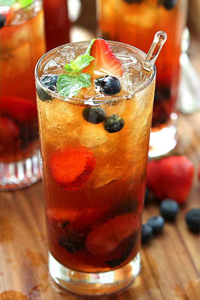 Very Berry Iced Tea with Honey Mint Syrup | Faith, Hope, Love, and Luck Survive Despite a Whiskered Accomplice