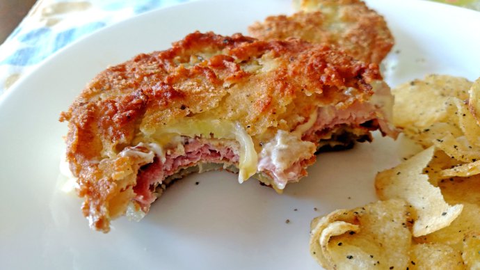 Fried Green Tomato Sandwiches | Faith, Hope, Love, and Luck Survive Despite a Whiskered Accomplice