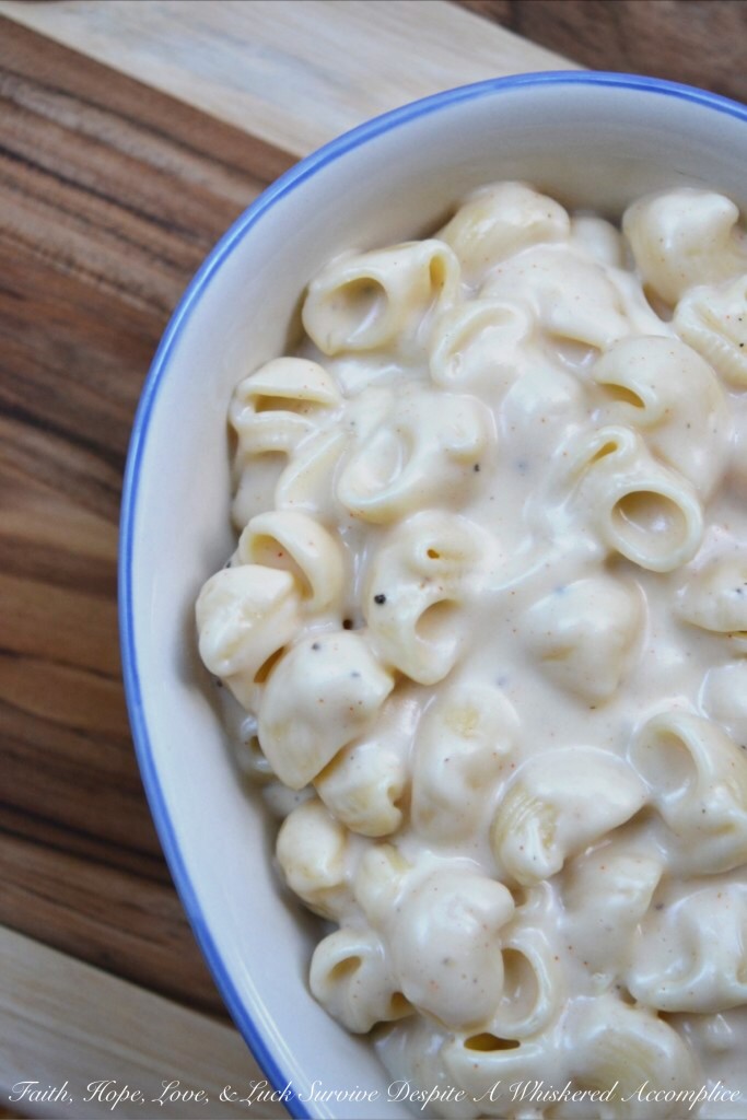 Stove Top Mac and Cheese - This stove-top mac and cheese is simple and has lots of flavor from its ground chipotle chile, as well as its grated white cheddar and manchego cheeses. You can use your favorite pasta to make this side dish, however, I choose to use conchiglie pasta for this macaroni and cheese because its shape allows more melted cheese to pool inside.