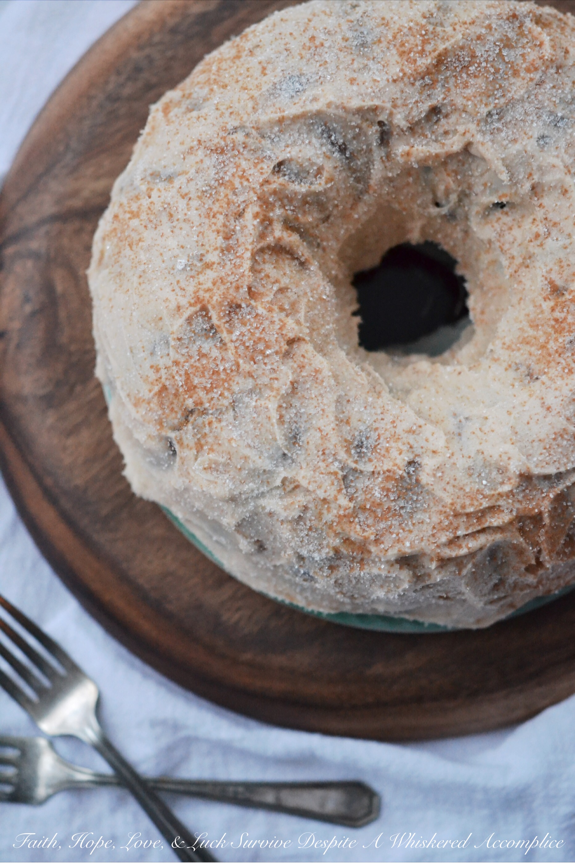 Cinnamon Apple Jelly Donut Cake