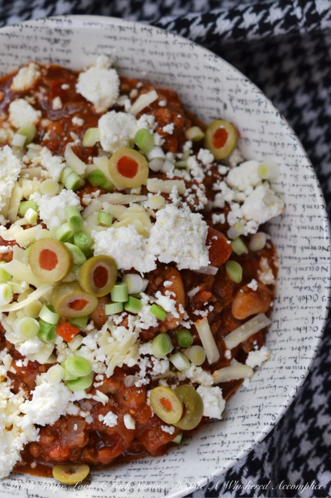 Ain't Nobody Got Time For That Crockpot Chili - When you don't have time to make homemade chili from scratch, you can use Stubb's Chili Fixins Cookin' Sauce to make a nutritious and time-saving version in your crockpot. Add all of your favorite fixings, and you've got a bowl of chili that everyone will absolutely love.