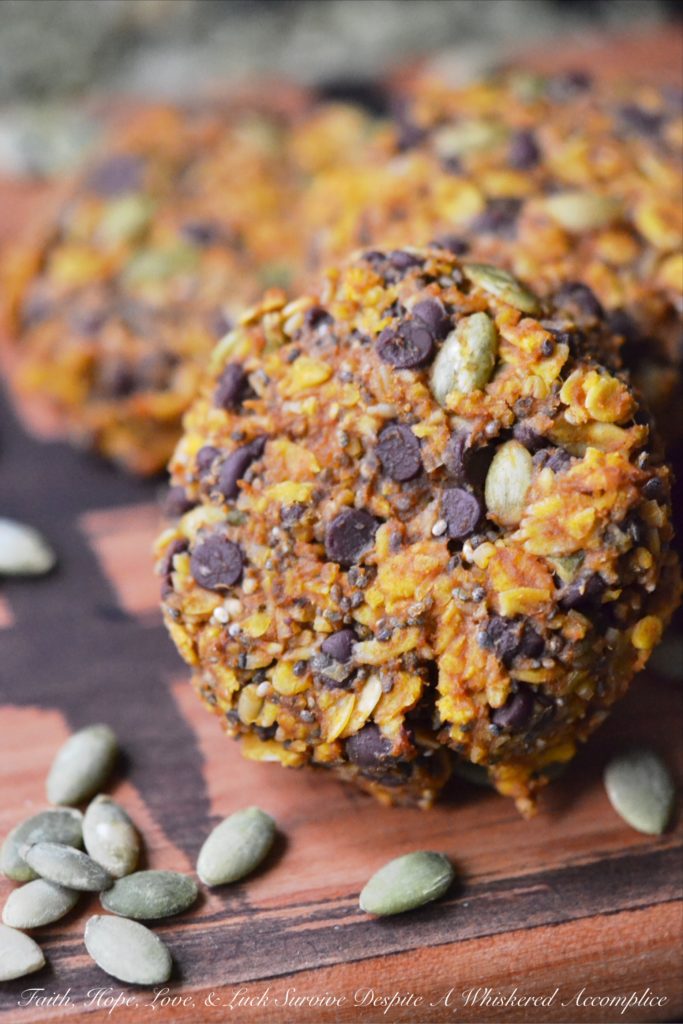 Pumpkin Chocolate Chip Granola Cookies - These pumpkin chocolate chip granola cookies are a delicious and healthy treat, packed with loads of flavor and texture. The oats, chia seeds, and pepitas provide a crunchy texture, while the pumpkin purée, peanut butter, honey, and cinnamon add just the right touch of sweet fall flavor. And once miniature chocolate chips are folded into the mix, these cookies will surely satisfy your sweet tooth, whether you enjoy them as a snack, an after-meal treat, or even as a breakfast companion to fresh fruit.