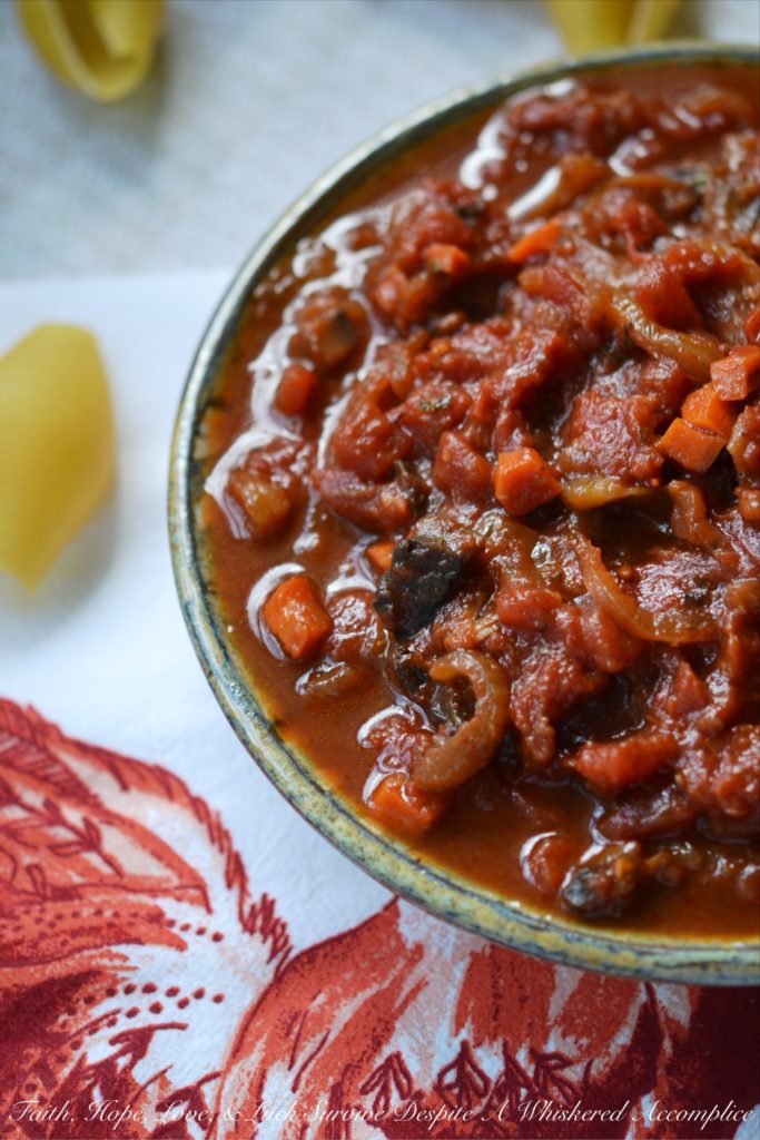 Game Day Overnight Crockpot Tomato Sauce - This versatile tomato sauce will give you something to cheer about on your big game day, whether you use it for pasta sauce, meatballs, stuffed shells, or even as a dipping sauce for mozzarella sticks. And the fact that this sauce can be made overnight in a crockpot makes it even more amazing. This may just be the easiest tomato sauce you'll ever make.