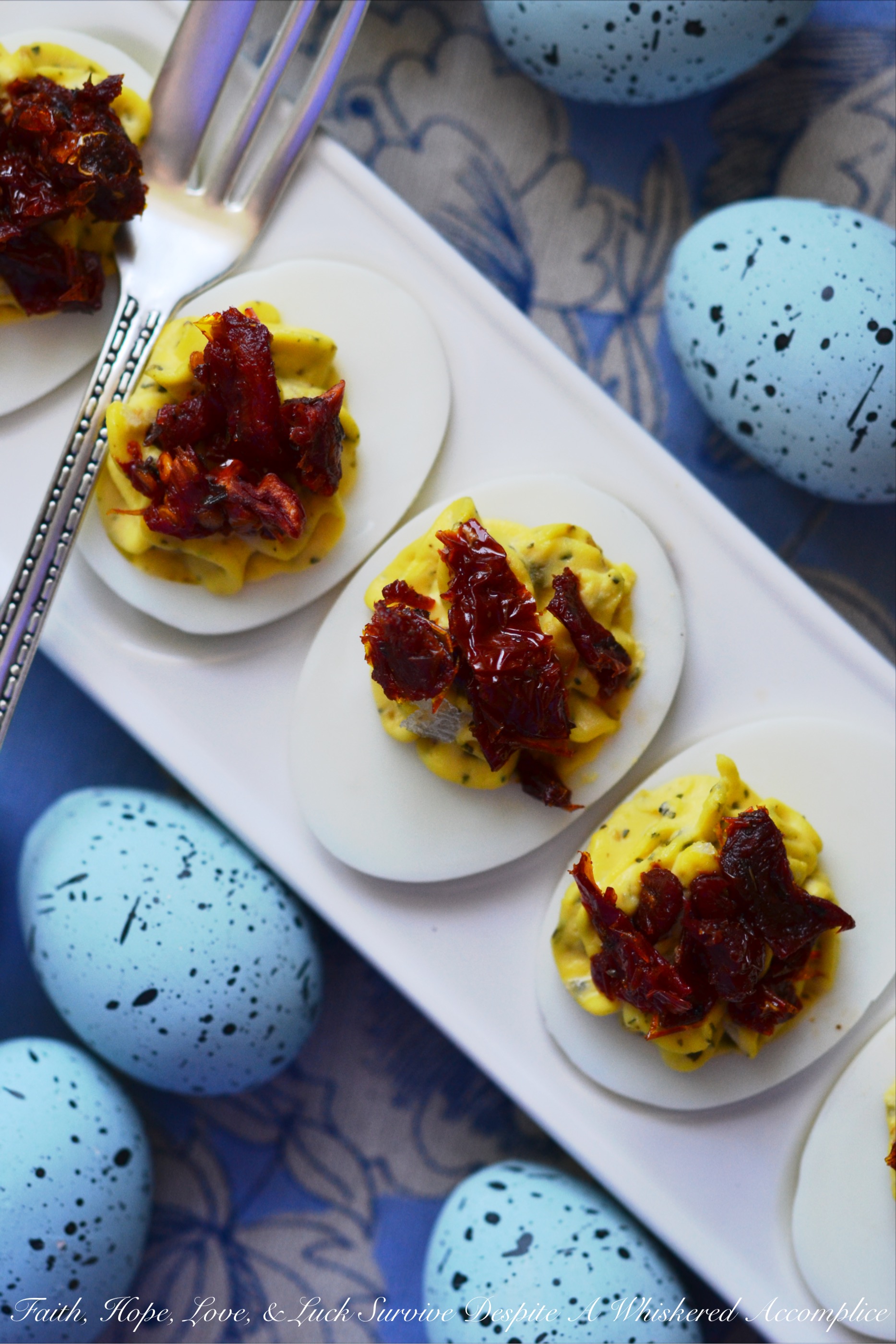 Simple Sun-Dried Tomato Deviled Eggs