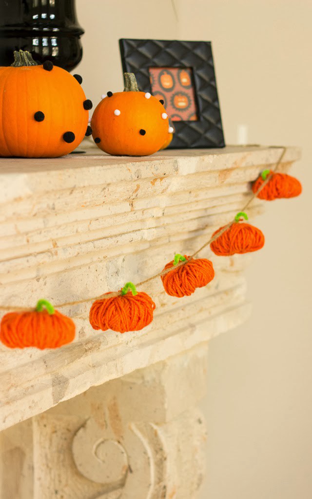 Halloween Yarn Pumpkin Garland - Honest to Nod
