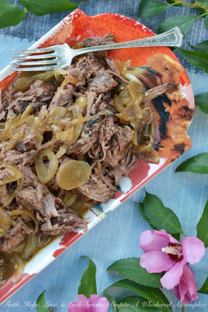 Green Chile Enchilada Crockpot Texas Roast - It's amazing how much flavor a can of green chile enchilada sauce can add to a dish. This Tex-Mex-inspired pulled beef roast is tender, slightly spicy, juicy, and delicious whether it's served over mashed potatoes or rice. If you're a huge taco fan, this shredded beef can also be used to make the most amazing soft tacos.