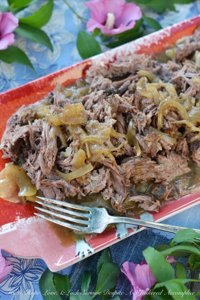 Green Chile Enchilada Crockpot Texas Roast - It's amazing how much flavor a can of green chile enchilada sauce can add to a dish. This Tex-Mex-inspired pulled beef roast is tender, slightly spicy, juicy, and delicious whether it's served over mashed potatoes or rice. If you're a huge taco fan, this shredded beef can also be used to make the most amazing soft tacos.