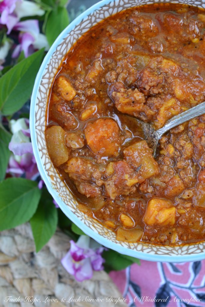 Apple & Honey Sweet Potato Turkey Chili - Are you looking for a new chili recipe that is packed with flavor and perfect for fall? Well then, this apple, honey, sweet potato, and turkey chili is just what you're looking for. It's a little bit sweet, a little bit spicy, and just right for a blustery autumn day.