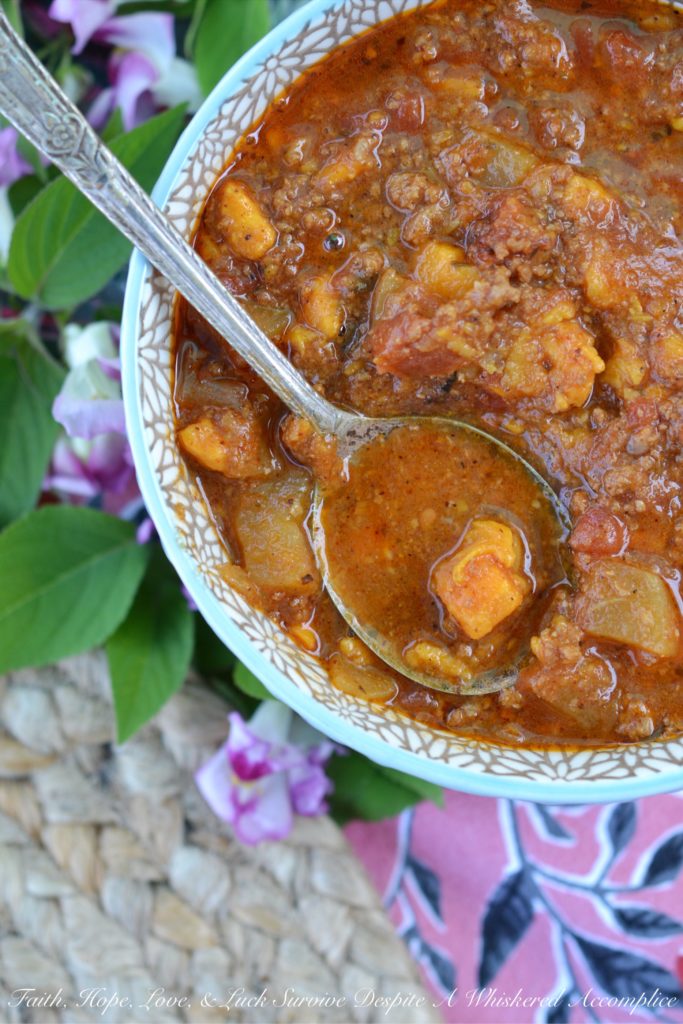 Apple & Honey Sweet Potato Turkey Chili - Are you looking for a new chili recipe that is packed with flavor and perfect for fall? Well then, this apple, honey, sweet potato, and turkey chili is just what you're looking for. It's a little bit sweet, a little bit spicy, and just right for a blustery autumn day.