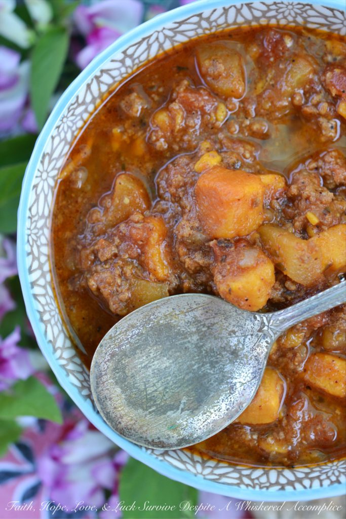 Apple & Honey Sweet Potato Turkey Chili - Are you looking for a new chili recipe that is packed with flavor and perfect for fall? Well then, this apple, honey, sweet potato, and turkey chili is just what you're looking for. It's a little bit sweet, a little bit spicy, and just right for a blustery autumn day.