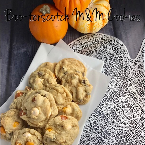 October's arrival, autumn's falling leaves, and fall's cooler temperatures have all of us craving Halloween's sweet and spooky dessert treats.