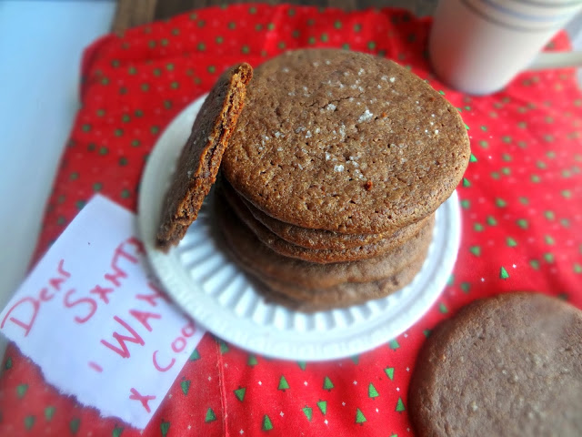Check out our Monthly Meal Plan for Christmas and New Year's Eve festive dessert and appetizer recipes perfect for your holiday celebration.