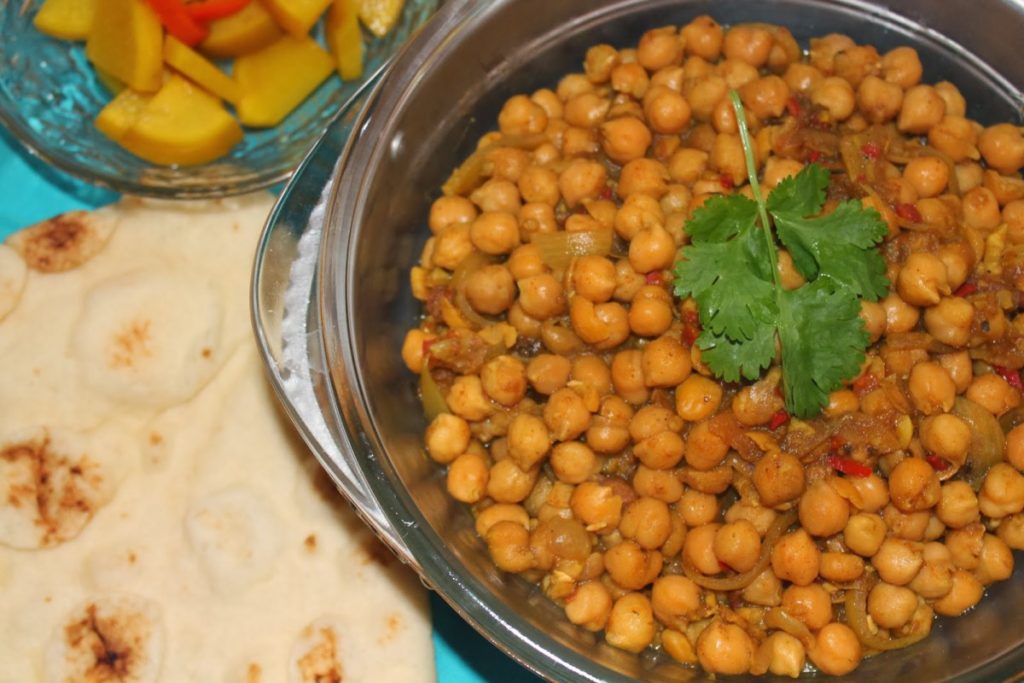 The month of January is all about making healthier choices and starting the new year off right. These healthy round-up recipes should help with that.