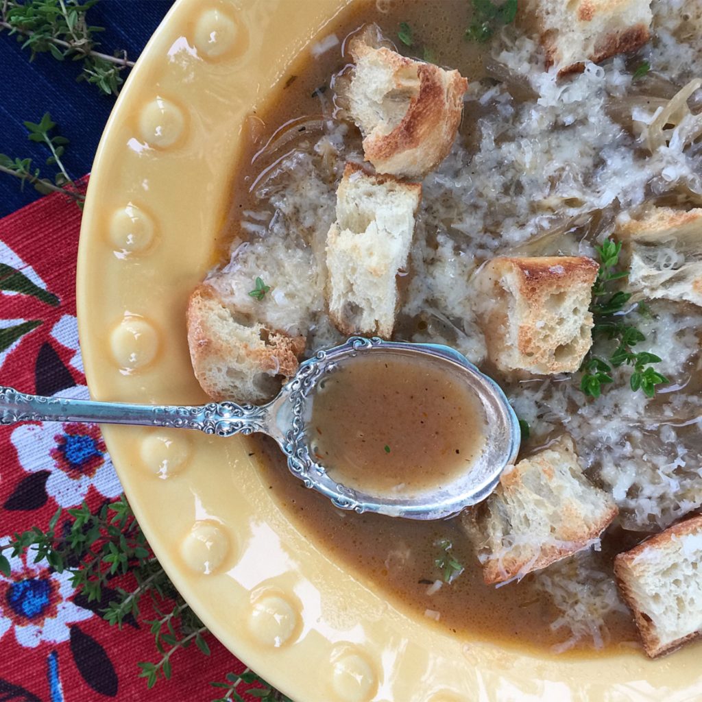 We're counting down the days until New Year's 2018 by sharing our best and favorite most mouth-watering and time-saving crockpot recipes of the year 2017.