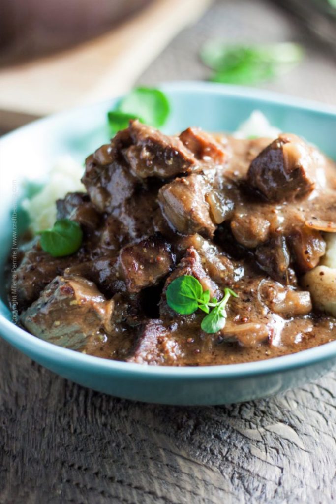 The month of January is all about making healthier choices and starting the new year off right. These healthy round-up recipes should help with that.