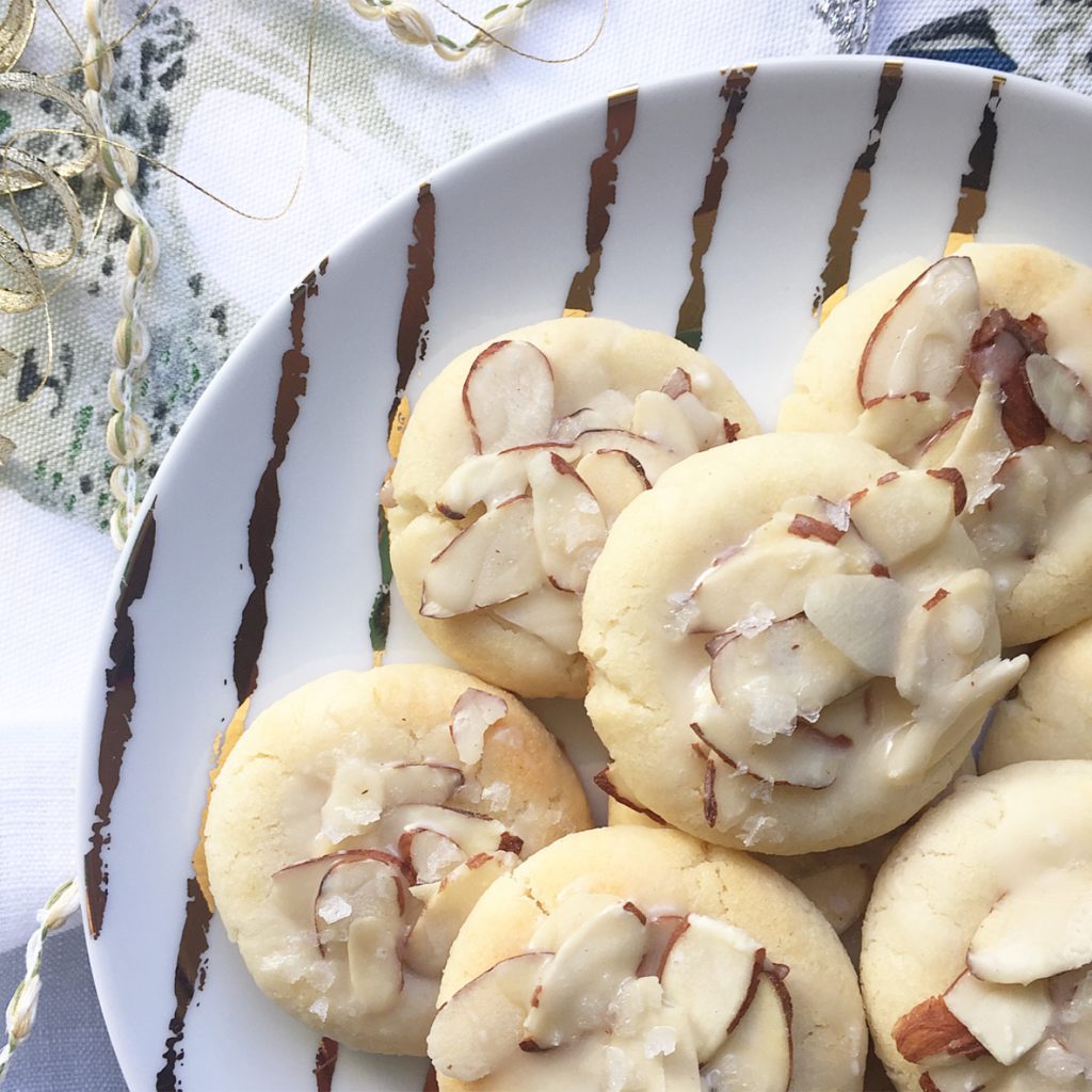 We're counting down the days until New Year's 2018 by sharing our best and favorite most mouth-watering dessert recipes of the year 2017.