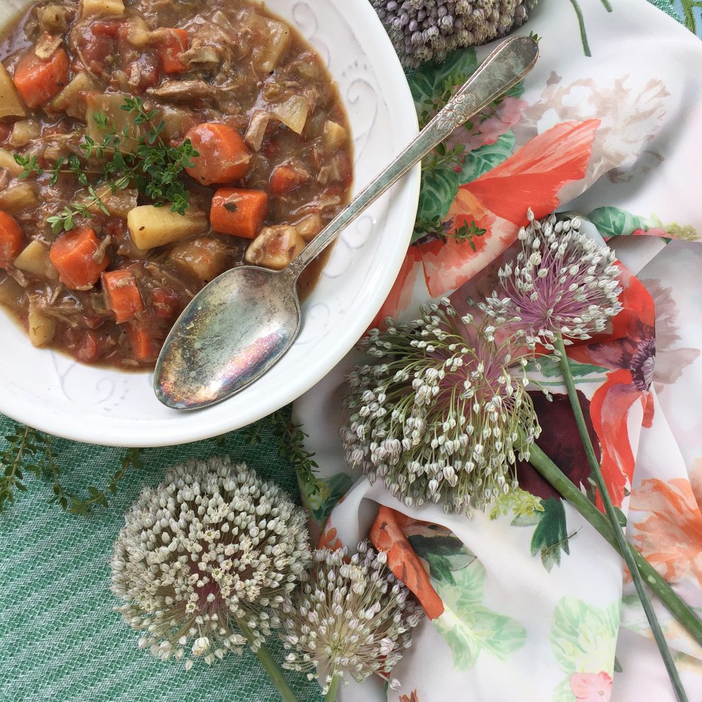 We're counting down the days until New Year's 2018 by sharing our best and favorite most mouth-watering and time-saving crockpot recipes of the year 2017.