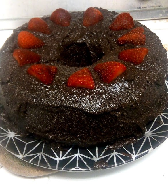 Simon's Chocolate Protein Birthday Cake - Reviews, Chews & How-Tos - Welcome to the Friday Frenzy, the best food and craft link party on the web. Visit us this week to see what recipes and crafts we are most excited about.