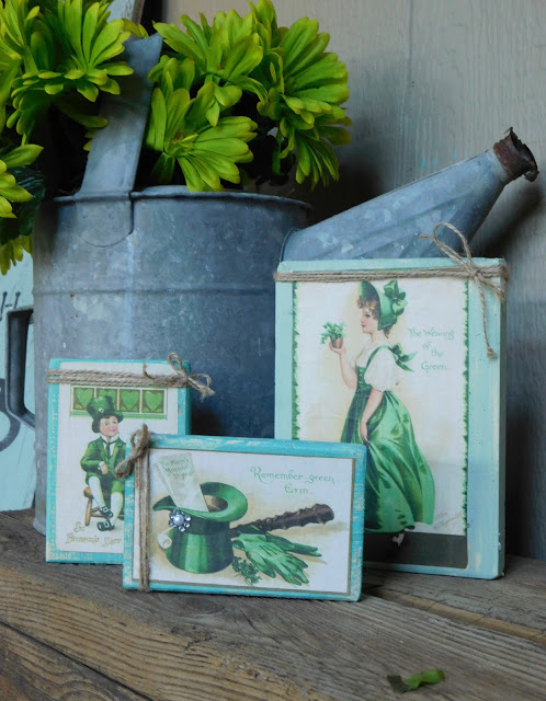 St. Patrick's Shelf Sitters and Image Download - Coastal Bohemian - Welcome to the Friday Frenzy, the best food and craft link party on the web. Visit us this week to see what recipes and crafts we are most excited about.