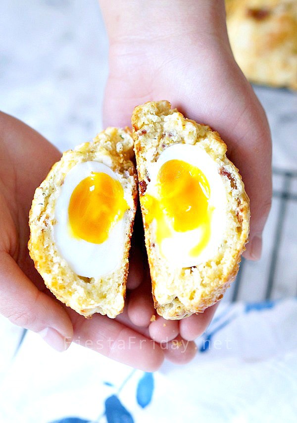 Surprise Egg In Bacon Biscuit - Fiesta Friday - Welcome to the Friday Frenzy, the best food and craft link party on the web. Visit us this week to see what recipes and crafts we are most excited about.