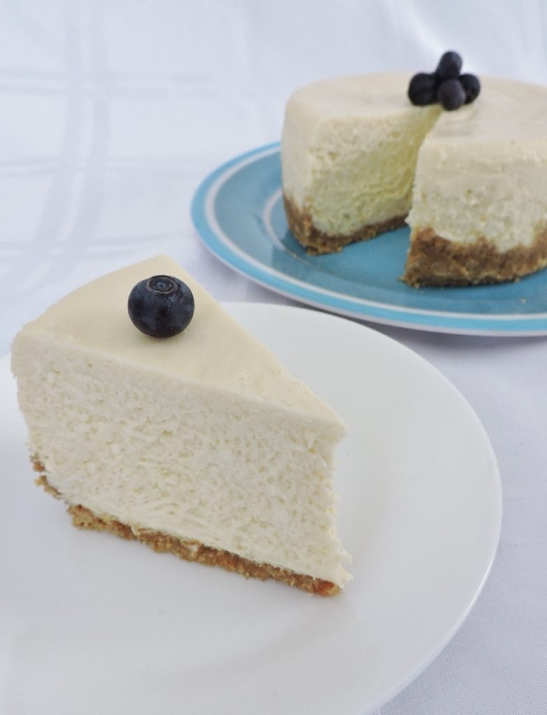 Very Vanilla Slow Cooker Cheesecake - Jolene's Recipe Journal - Welcome to the Friday Frenzy, the best food and craft link party on the web. Visit us this week to see what recipes and crafts we are most excited about.