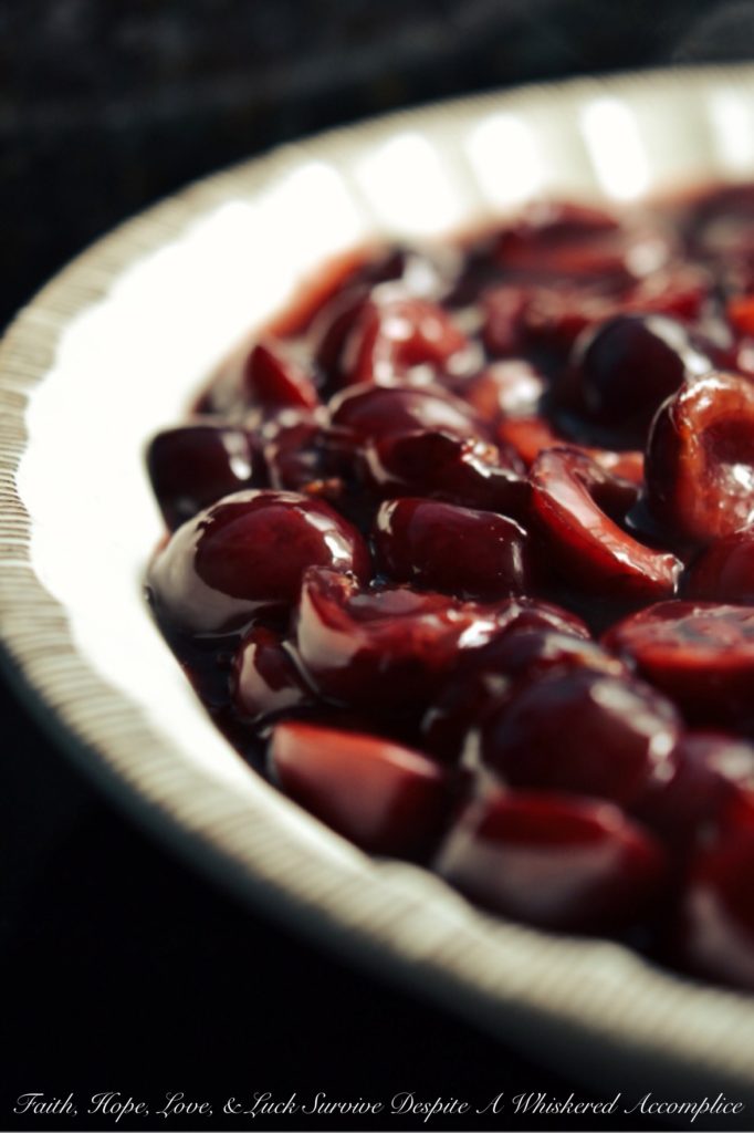 Cherry Pie Crumble - This simple crustless cherry pie is much easier to make than a traditional summer pie thanks to its sweet crumble topping. With this delicious fruit crumble you can also enjoy fresh summer cherries while they are in season, without having to spend too much time in a hot kitchen.