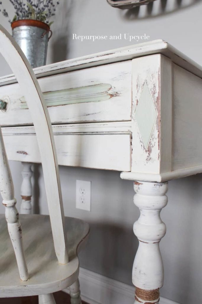 A Beachy Desk Makeover with Chalk Paint - Repurpose and Upcycle - Welcome to the Friday Frenzy, the best food and craft link party on the web. Visit us this week to see what recipes and crafts we are most excited about.