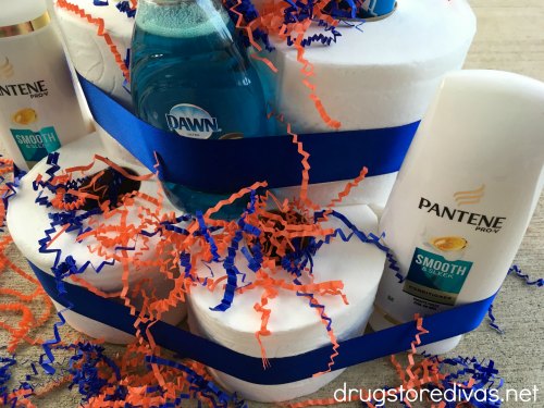 DIY Housewarming Toilet Paper Roll Cake - Drugstore Divas - Welcome to the Friday Frenzy, the best food and craft link party on the web. Visit us this week to see what recipes and crafts we are most excited about.