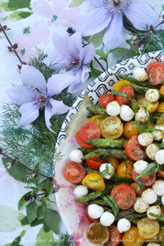 Grilled Asparagus Summer Caprese Salad - Looking for a new and unique side salad for your next summer cookout, barbecue, or picnic? Look no further. We have you covered with our Top 10 favorite summer side salad recipes.