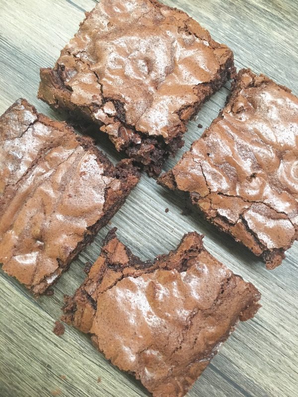 How to Make Chocolate Brownies from Scratch - Back to My Southern Roots - Welcome to the Friday Frenzy, the best food and craft link party on the web. Visit us this week to see what recipes and crafts we are most excited about.