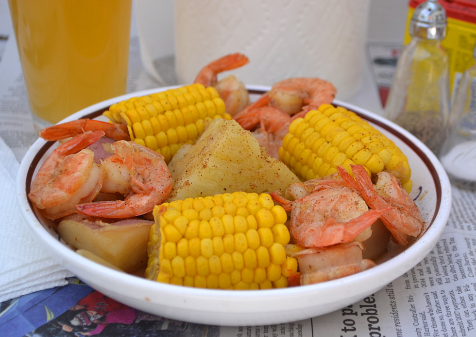 Beer-Boiled Shrimp & Corn - Crafty Cooking Mama - August 2018 Recipe Round-Up - For the month of August, we're sharing all of our favorite summertime recipes to make for a backyard barbecue, picnic, or cookout. After all, the warm summer weather won't stick around forever, so we need to spend as much time outdoors as possible before autumn arrives.