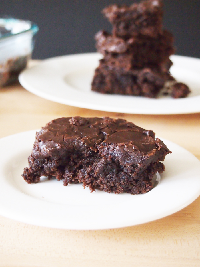 Fudgy Frosted Brownies - Pies and Plots - August 2018 Recipe Round-Up - For the month of August, we're sharing all of our favorite summertime recipes to make for a backyard barbecue, picnic, or cookout. After all, the warm summer weather won't stick around forever, so we need to spend as much time outdoors as possible before autumn arrives.