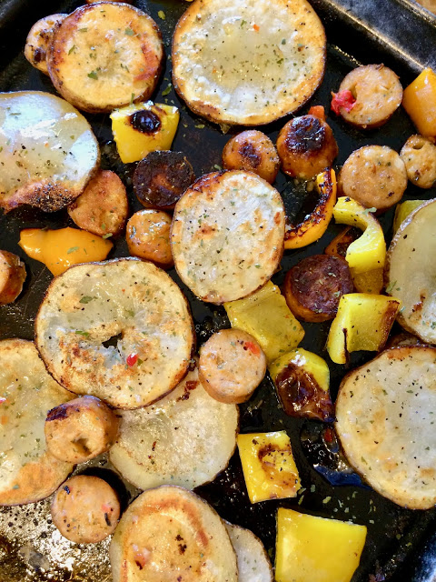 Italian Sausage, Potato, & Pepper Sheet Pan Dinner - Savory Moments - Now that the kids have gone back to school, there's a real need for quick and easy weeknight meals. This month's September Recipe Round-Up has plenty of recipe ideas that will help you get dinner on the table in as little time as possible.