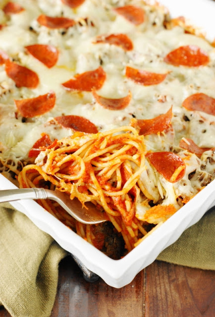 Pizza Spaghetti Bake - The Kitchen Is My Playground - Welcome to the Friday Frenzy, the best food and craft link party on the web. Visit us this week to see what recipes and crafts we are most excited about.