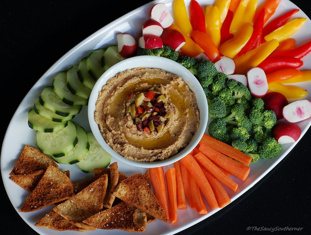 Olive Hummus - The Saucy Southerner - Welcome to the Friday Frenzy, the best food and craft link party on the web. Visit us this week to see what recipes and crafts we are most excited about.