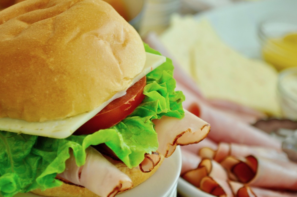 Quick and Easy Party Tips for Your Next Shindig - Little House Big Alaska - Welcome to the Friday Frenzy, the best food and craft link party on the web. Visit us this week to see what recipes and crafts we are most excited about.