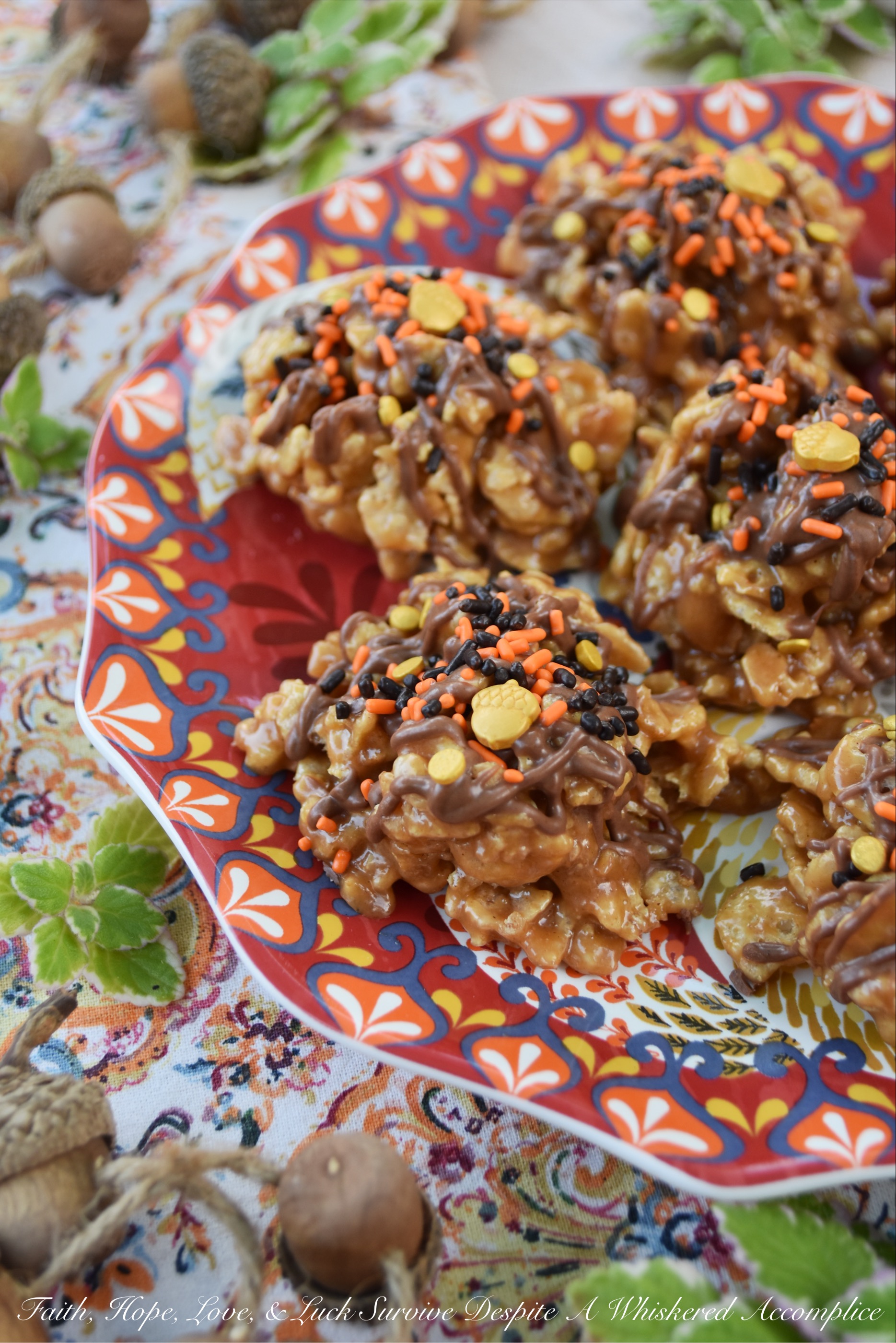 Pumpkin Spice Peanut Butter No-Bake Cookies - It's that time of year, where everywhere you look, you see food items flavored with pumpkin spice, and sadly, not all of them are good. However, there are a few of them that are absolutely worth joining the pumpkin spice craze for, like these Pumpkin Spice Peanut Butter No-Bake Cookies. They're quick and easy to make and taste absolutely delicious. The chocolate drizzle and sprinkles on top don't hurt either.