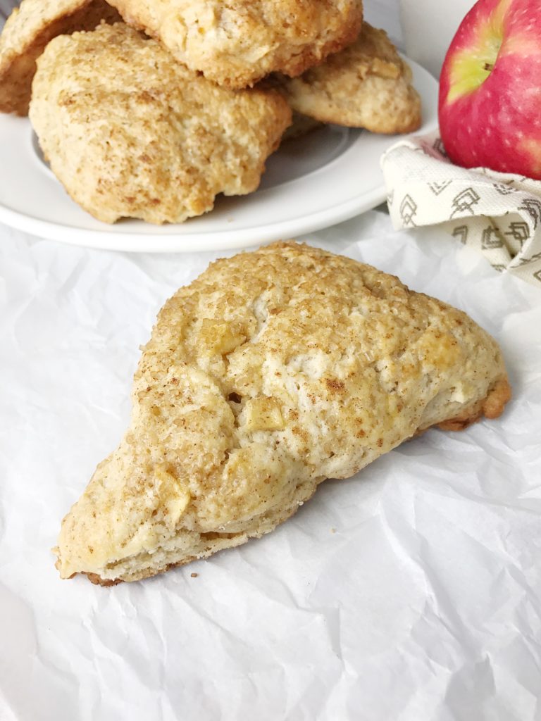Rustic Apple Cinnamon Sugar Scones - Kelly Lynn's Sweets & Treats - Now that the scent of apples, cinnamon, and pumpkin are in the air, it's time to start thinking about what dishes will grace our Thanksgiving day tables. This November, why not try out a few of our favorite and most-requested holiday dishes? Whether you're looking for a special breakfast, side, main, or dessert recipe, I'm pretty sure we've got a recipe both you and your family will absolutely love.