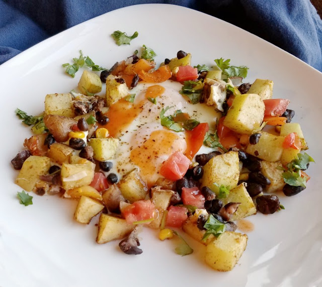 Tex-Mex Sheet Pan Breakfast - Cooking with Carlee - Welcome to the Friday Frenzy, the best food and craft link party on the web. Visit us this week to see what recipes and crafts we are most excited about.