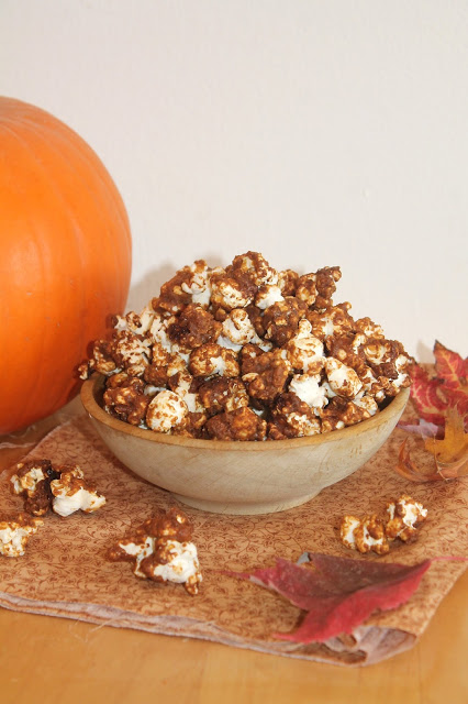 Pumpkin Spice Caramel Corn - Savory Moments - Welcome to the Friday Frenzy, the best food and craft link party on the web. Visit us this week to see what recipes and crafts we are most excited about.