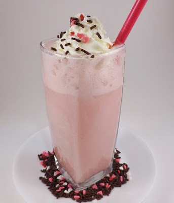Cupid Floats - Jolene's Recipe Journal - Valentine's Day is all about sweet treats, chocolate, and romantic dinners. So, join us this February for our recipe round-up, where we celebrate some of our favorite love-inspiring recipes in celebration of the upcoming holiday.