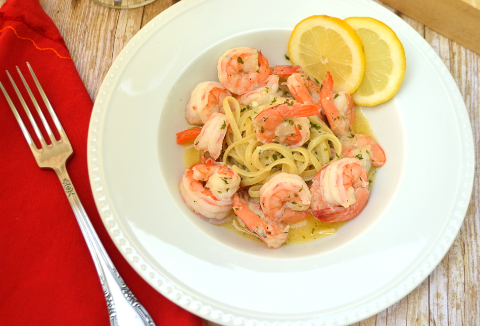 Shrimp Scampi - Crafty Cooking Mama - Valentine's Day is all about sweet treats, chocolate, and romantic dinners. So, join us this February for our recipe round-up, where we celebrate some of our favorite love-inspiring recipes in celebration of the upcoming holiday.