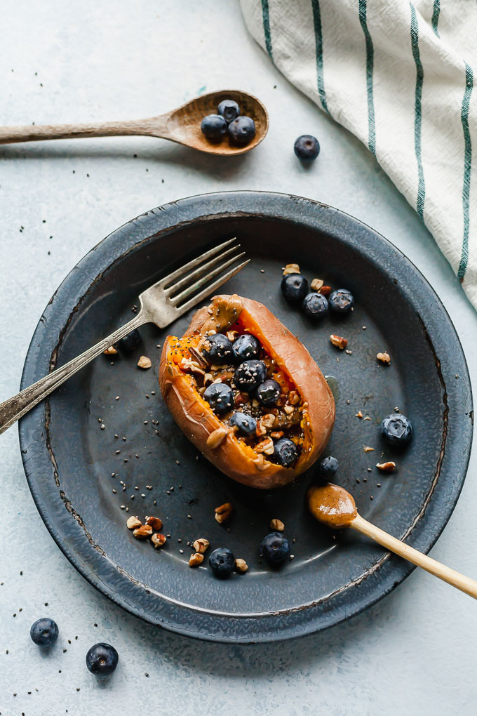 Vegan Instant Pot Breakfast Stuffed Sweet Potatoes - The Live-In Kitchen - Friday! Friday! Friday! Favorites! Welcome to Friday! Friday! Friday! Favorites! Each Friday we'll be sharing our favorite recipes of the week from other fabulous food bloggers, so make sure to visit and see what tasty over-the-top dishes we're most excited about.