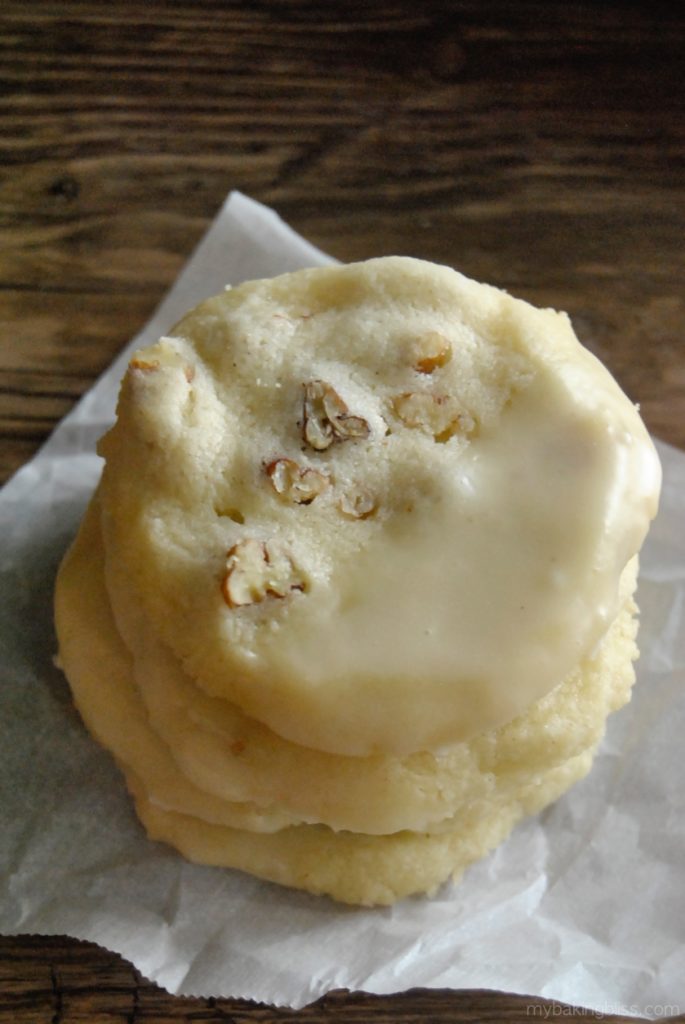 Maple Pecan Shortbread Cookies - My Baking Bliss - Welcome to Friday! Friday! Friday! Favorites! Each Friday we'll be sharing our favorite recipes of the week from other fabulous food bloggers, so make sure to visit and see what tasty over-the-top dishes we're most excited about.
