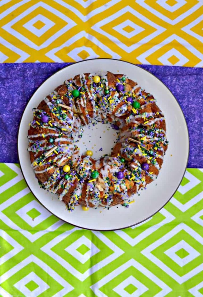 Mardi Gras Monkey Bread - Hezzi-D's Books and Cooks - Welcome to Friday! Friday! Friday! Favorites! Each Friday we'll be sharing our favorite recipes of the week from other fabulous food bloggers, so make sure to visit and see what tasty over-the-top dishes we're most excited about.