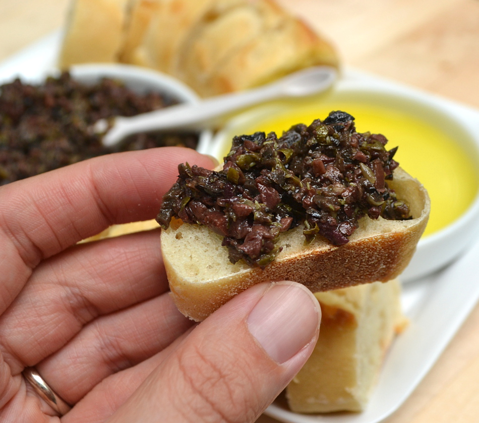 Olive Tapenade - Crafty Cooking Mama - May 2019 Recipe Round-Up - April showers bring May flowers. This year, May also brings Mother's Day, so we're sharing some of our favorite mom-friendly recipes in our May Recipe Round-Up. Recipes that are perfect to make for your mom on Mother's Day to show her just how much you love and cherish her.