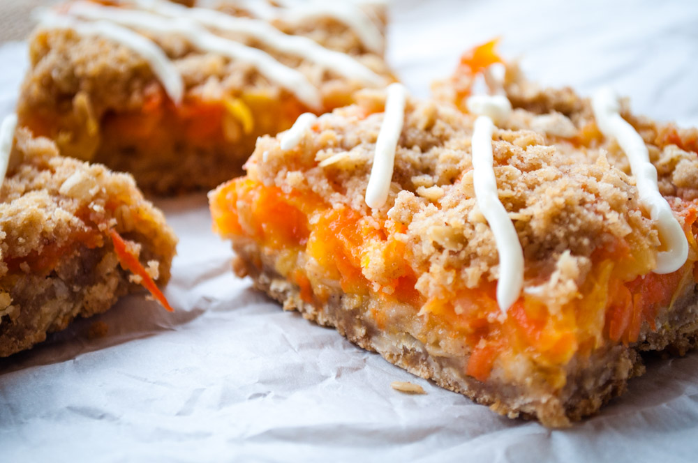 Carrot Cake Bars - Little House Big Alaska - Welcome to Friday! Friday! Friday! Favorites! Each Friday we'll be sharing our favorite recipes of the week from other fabulous food bloggers, so make sure to visit and see what tasty over-the-top dishes we're most excited about.
